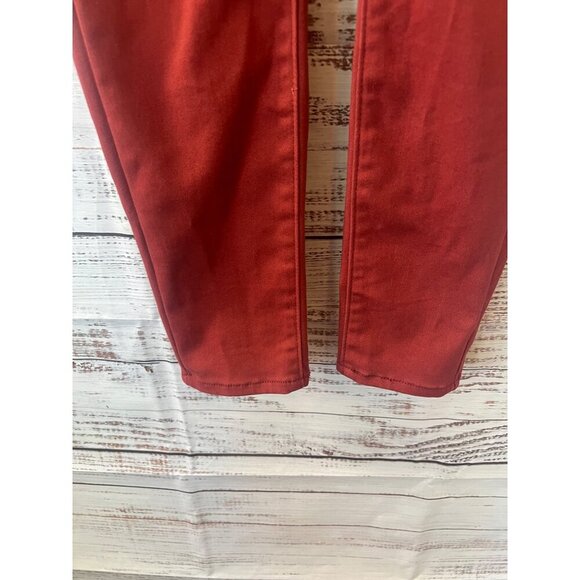 SIGNATURE by LEVI STRAUSS & CO. GOLD WOMENS TOTALLY SHAPING PULL ON SKINNY JEANS - Picture 7 of 16